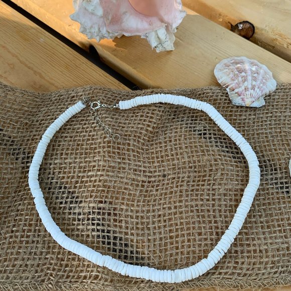 Smooth Puka Shell Beach Choker - Picture 1 of 3